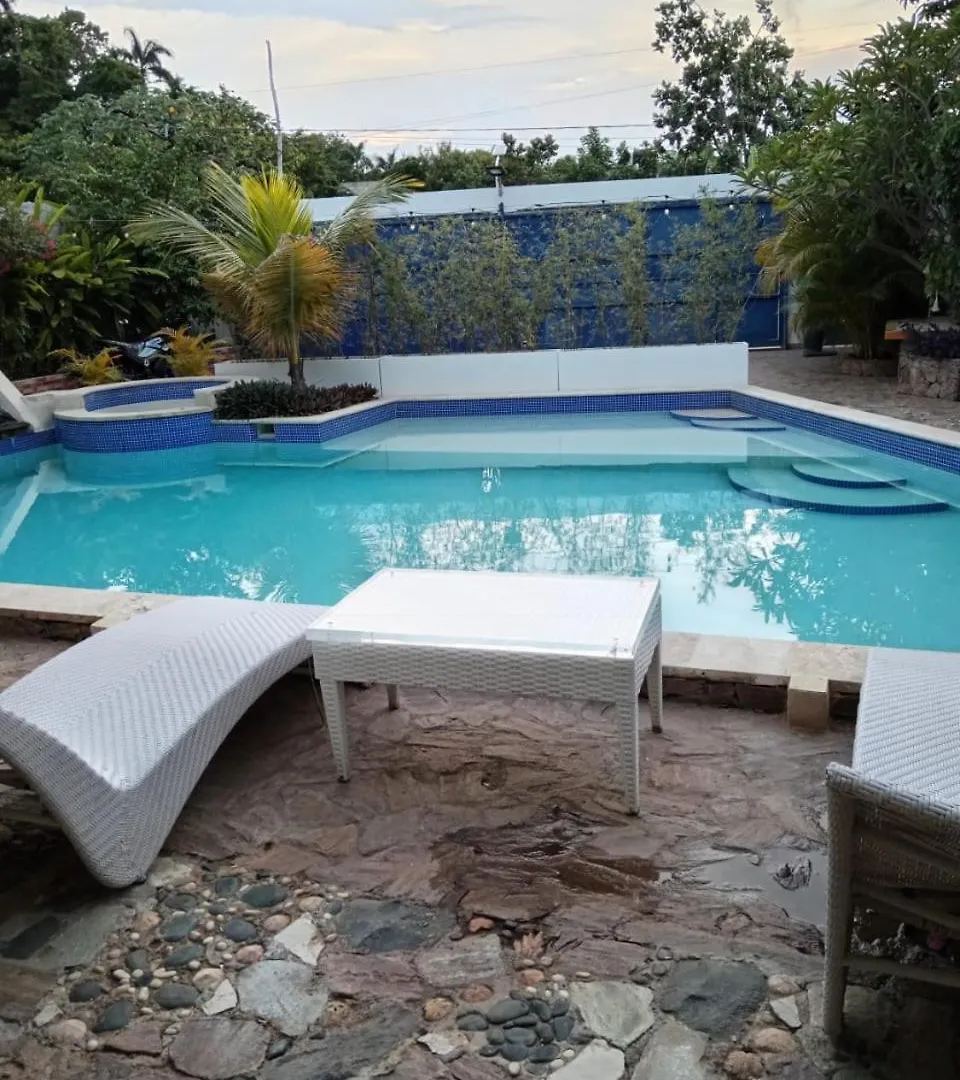 Dona Mayra Aparta Hotel Las Terrenas 0*,